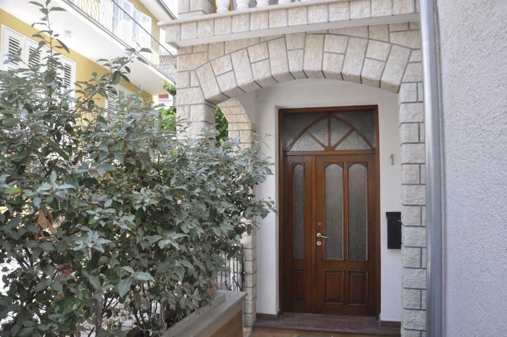 Apartment Katnić 1-2-3 Crikvenica Bagian luar foto
