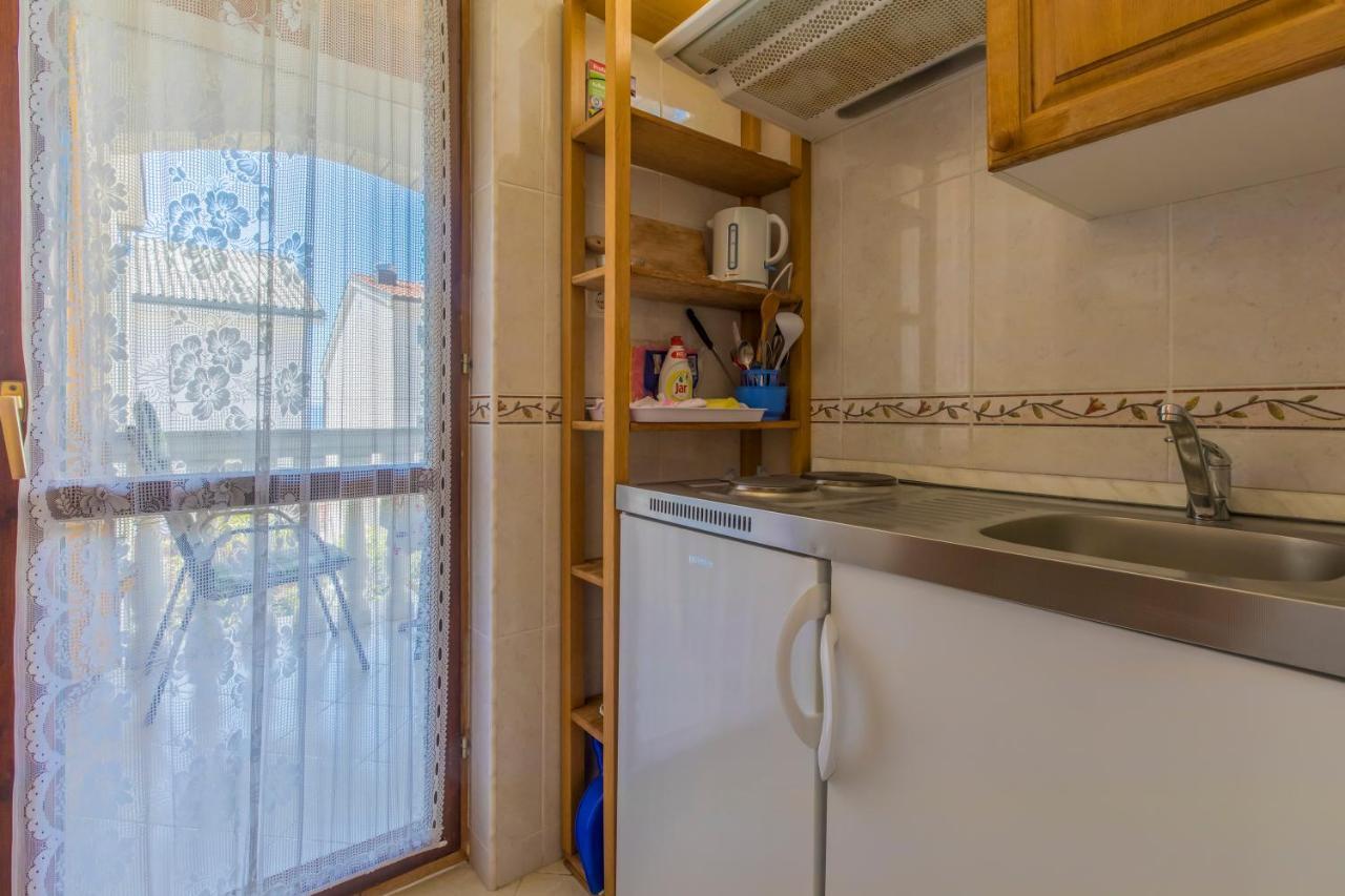 Apartment Katnić 1-2-3 Crikvenica Bagian luar foto