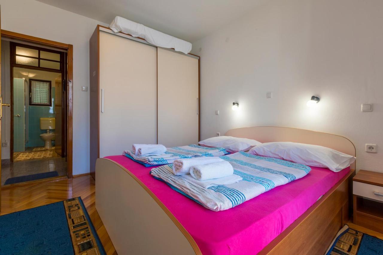 Apartment Katnić 1-2-3 Crikvenica Bagian luar foto